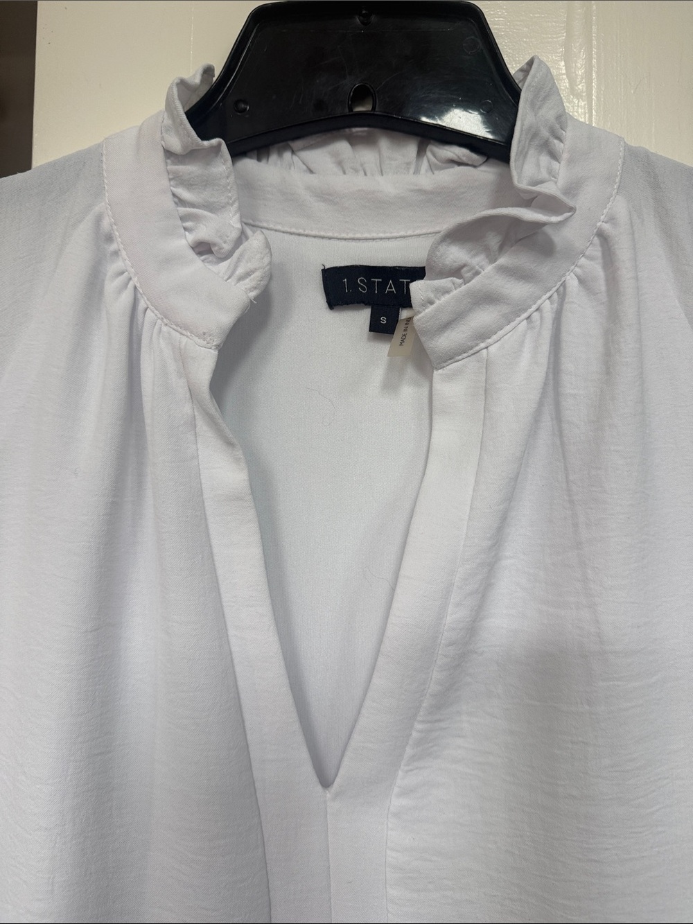 1. State Bright White V Neck Puff-Sleeve Tiered Dress Small - Picture 3 of 7